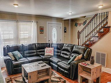 Living room at Myrtle Beach house at 514 30th Avenue North